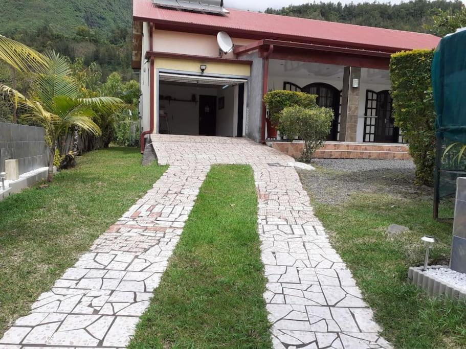 Charmante Maison Au Coeur Des 3 Montagnes Salazie Zewnętrze zdjęcie